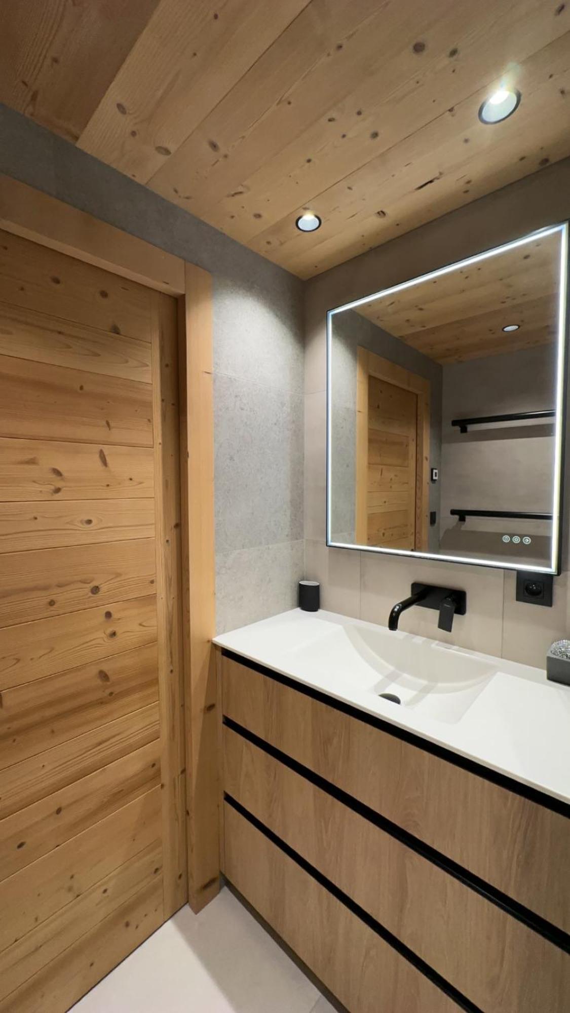 Luxueux Appartement T4 - Lac 5 Min - Parkings Privatifs - Vue Lac Et Montagne アヌシー エクステリア 写真